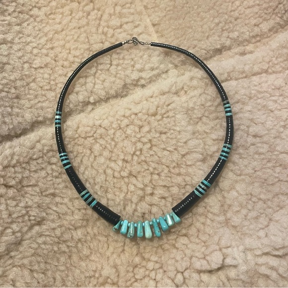 Turquoise artesanal necklace. Genuine New Mexico turquoise - Picture 2 of 4